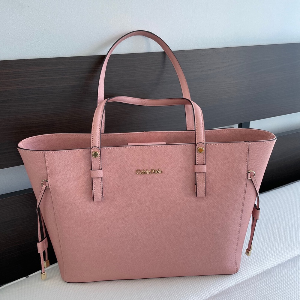 Calvin Klein pink tote